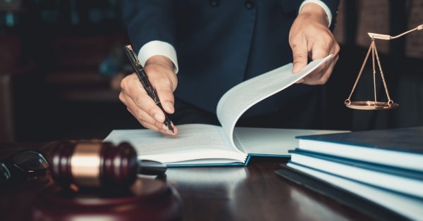 תפקידם והגדרת סמכותם של עורכי דין הוצאה לפועל